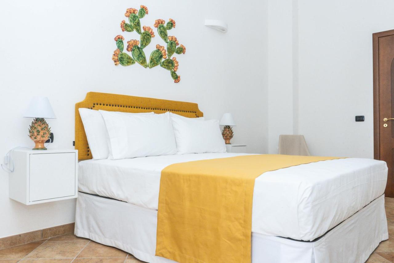Bed and Breakfast Relais Ruggiero Le Castella  Zewnętrze zdjęcie
